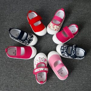 Kids Girl Fashion Flower Canvas Shoes for School Walking Running Travel